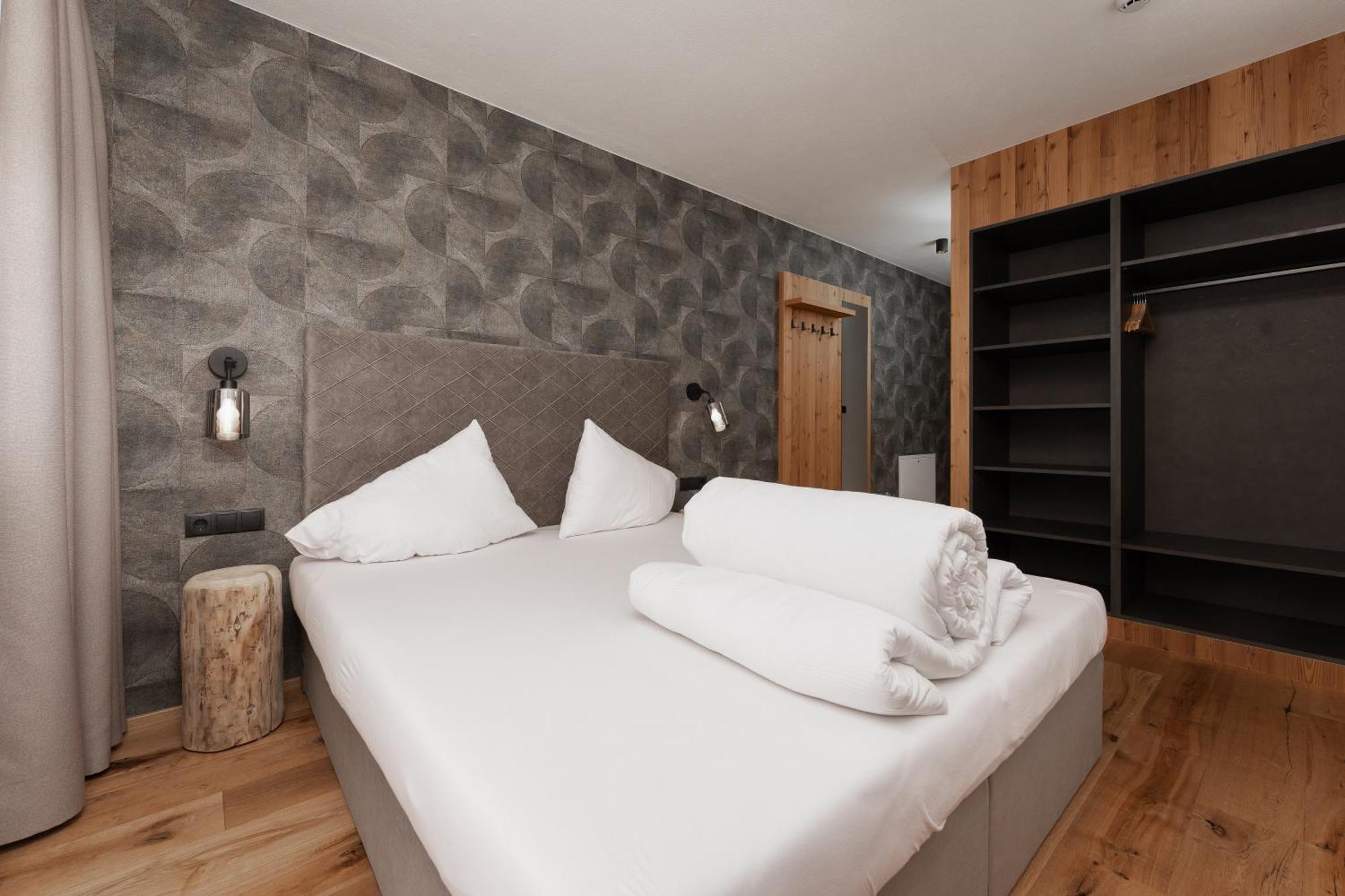 A Casa Amethyst Apartment Solden Ngoại thất bức ảnh